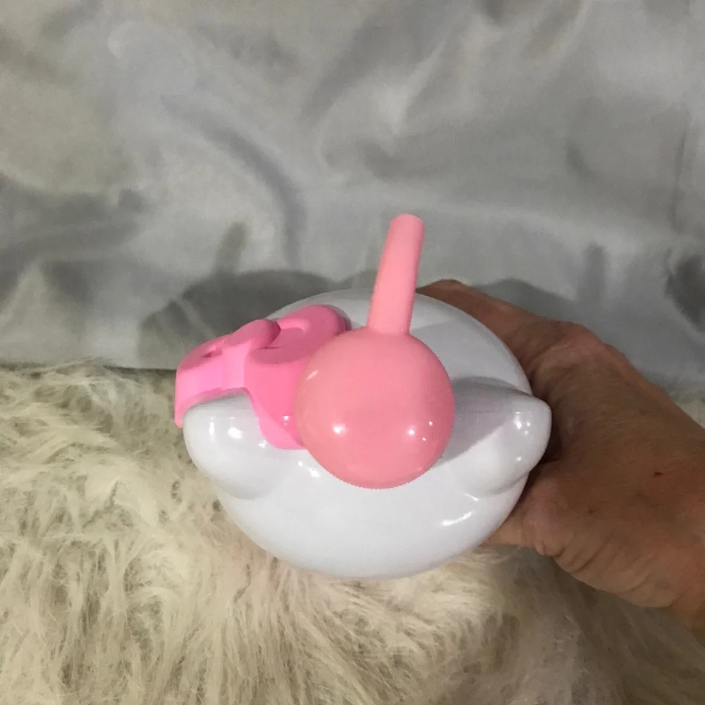 NIP Sanrio Hello Kitty Doll Bath Kitchen Soap Pump Dispenser Pink 3D Figure 8”